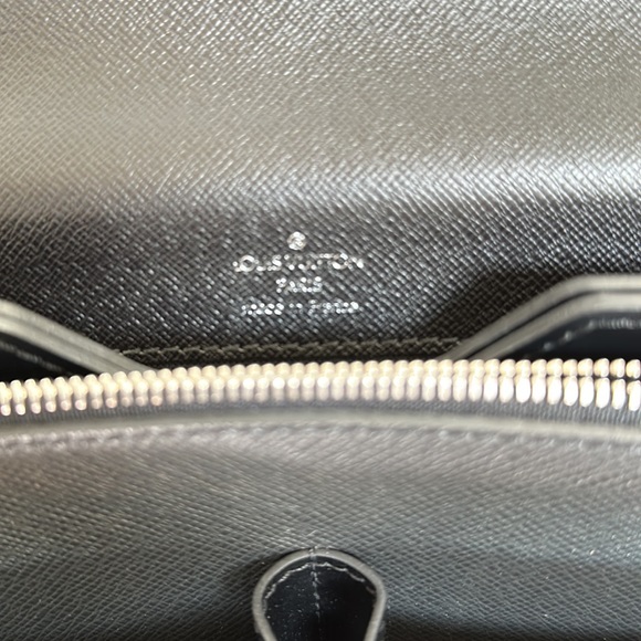 Authentic Louis Vuitton Briefcase Gently Used. No key included. - Picture 4 of 16